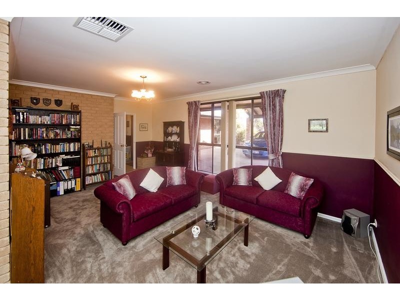 30 Yale Road, Thornlie WA 6108