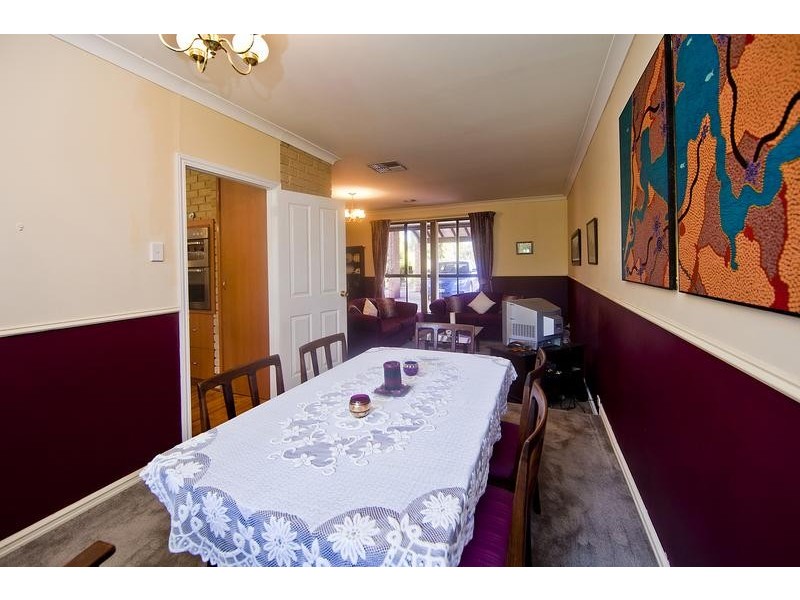 30 Yale Road, Thornlie WA 6108