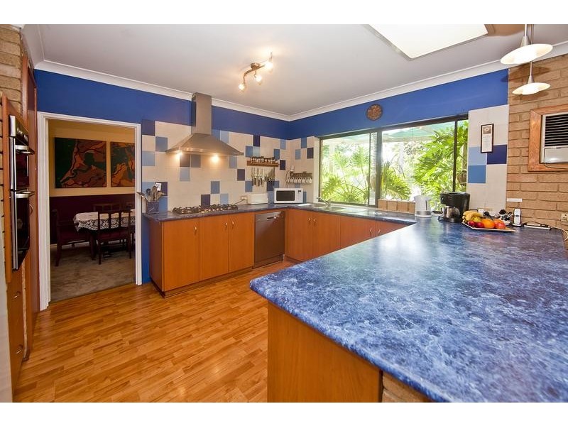 30 Yale Road, Thornlie WA 6108