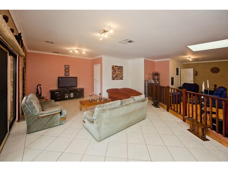 30 Yale Road, Thornlie WA 6108