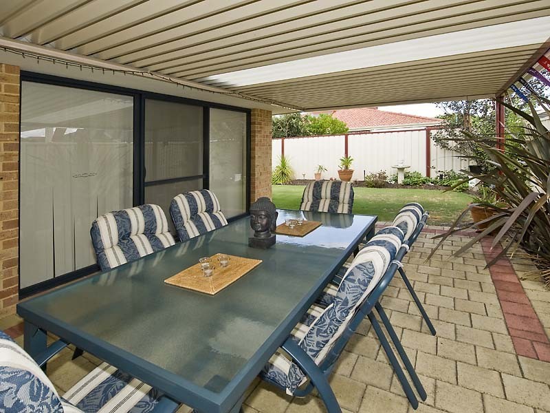 8 Barents Road, Canning Vale WA 6155