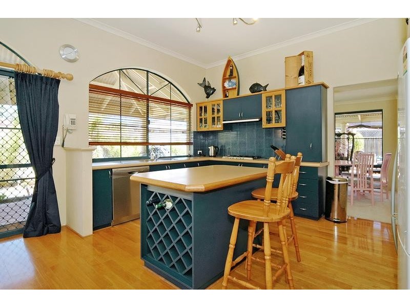 11 Tyneside Grove, Currambine WA 6028