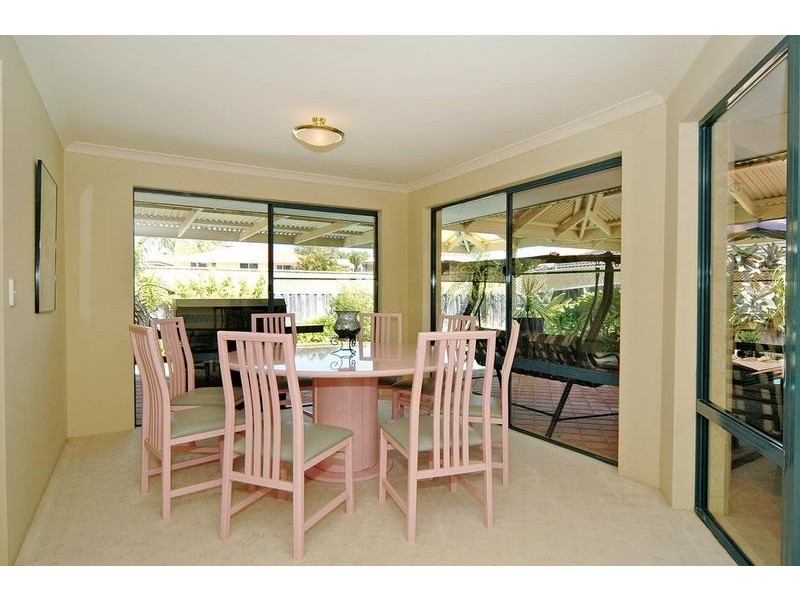 11 Tyneside Grove, Currambine WA 6028