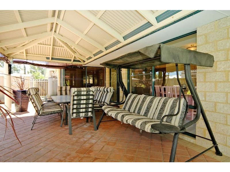 11 Tyneside Grove, Currambine WA 6028
