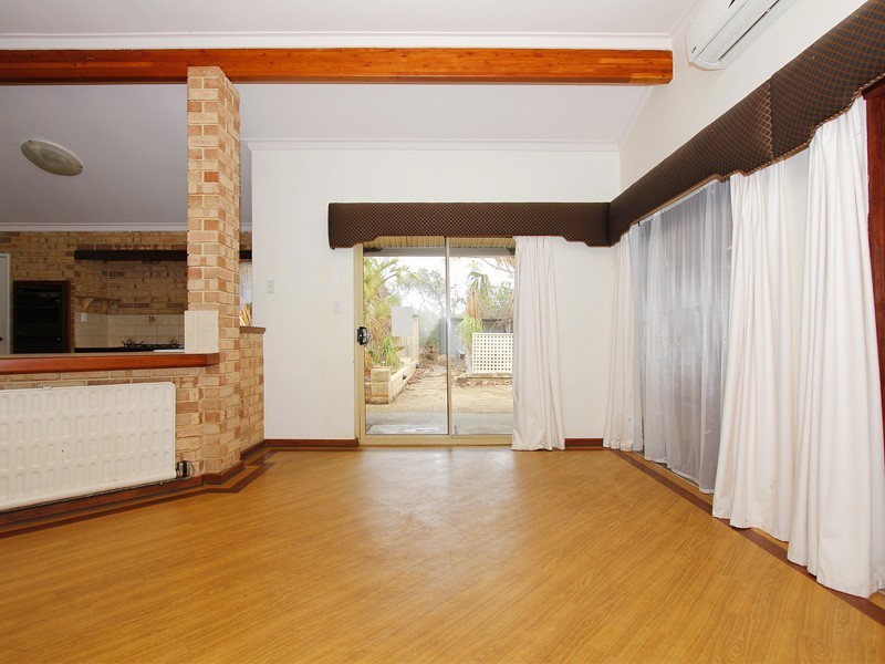 50 King Drive, Woodridge WA 6041