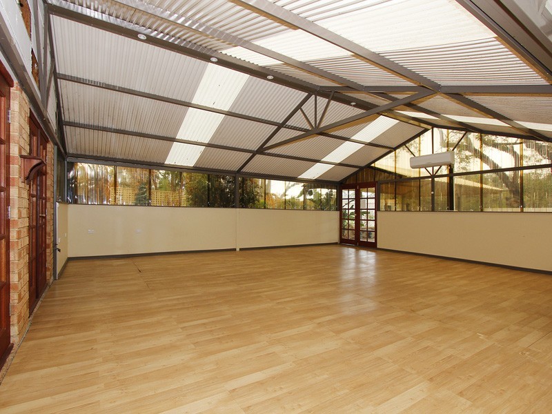 50 King Drive, Woodridge WA 6041