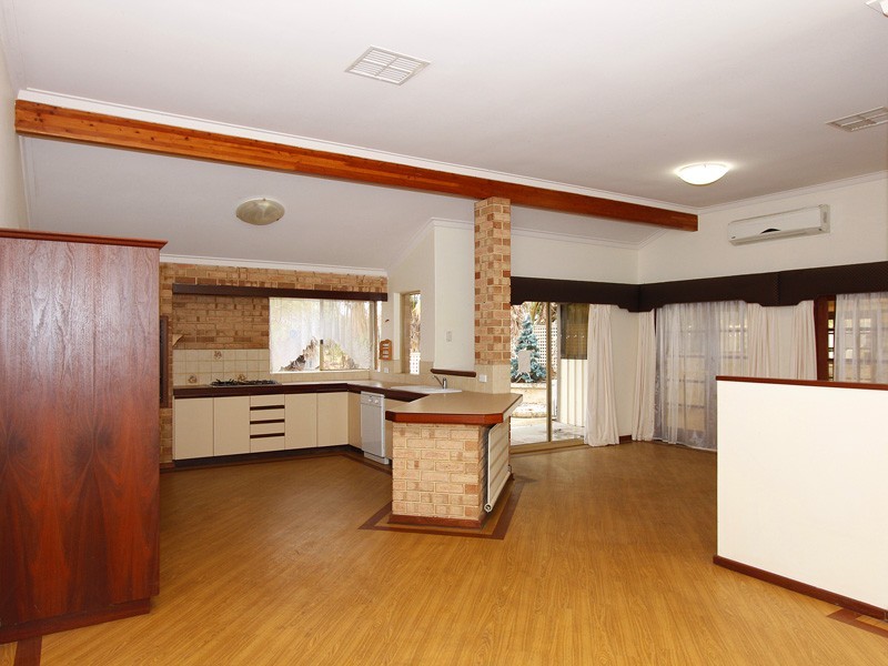 50 King Drive, Woodridge WA 6041