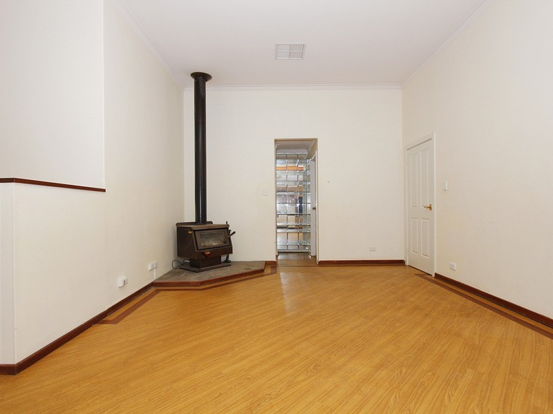 50 King Drive, Woodridge WA 6041