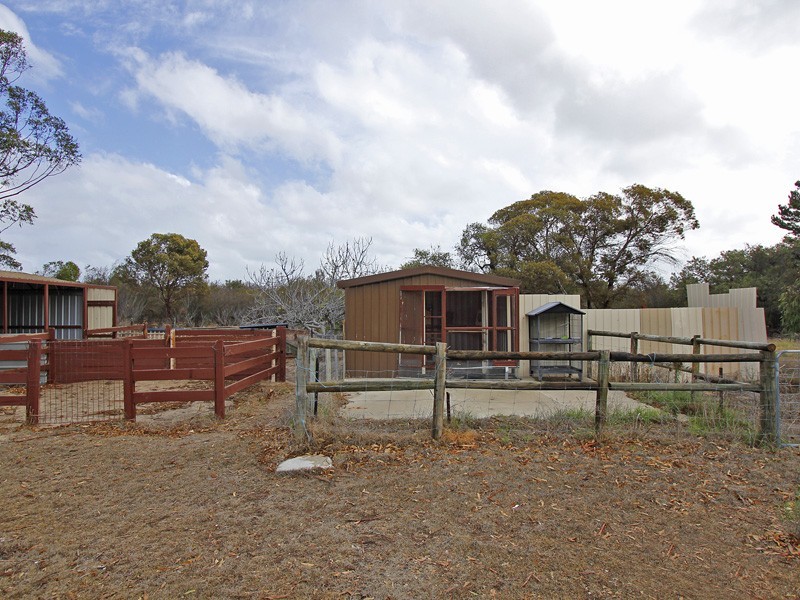 50 King Drive, Woodridge WA 6041