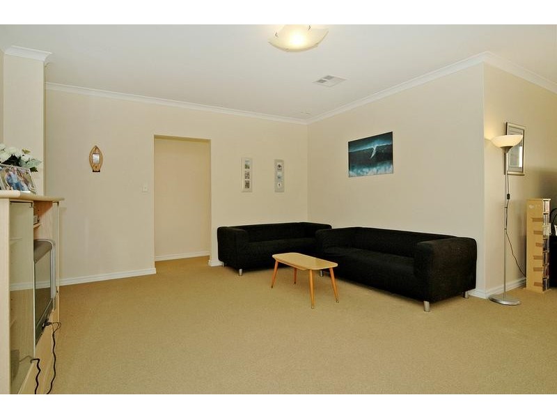 15 Pendleton Crescent, Butler WA 6036