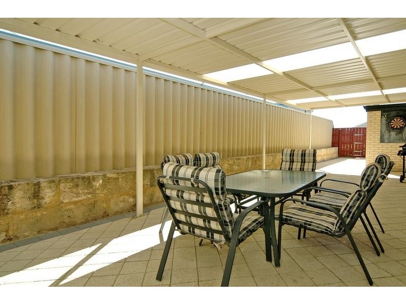 15 Pendleton Crescent, Butler WA 6036