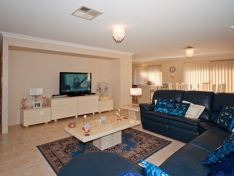 25 Cheshire Entrance, Butler WA 6036