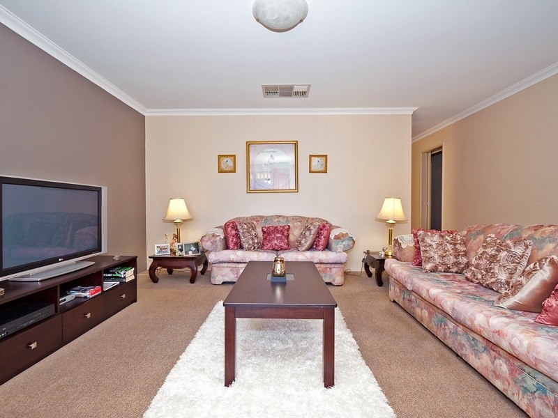 25 Cheshire Entrance, Butler WA 6036