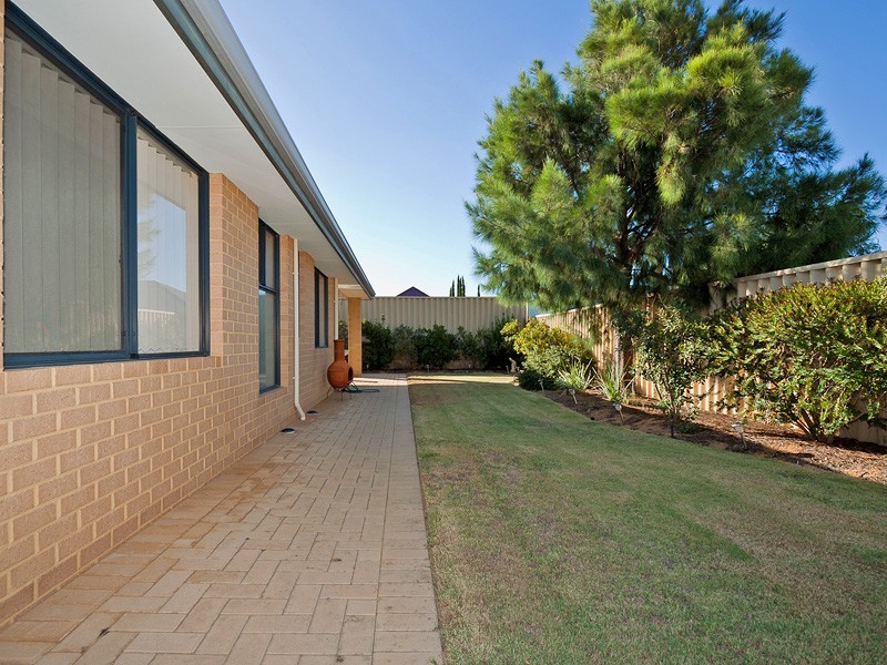 25 Cheshire Entrance, Butler WA 6036