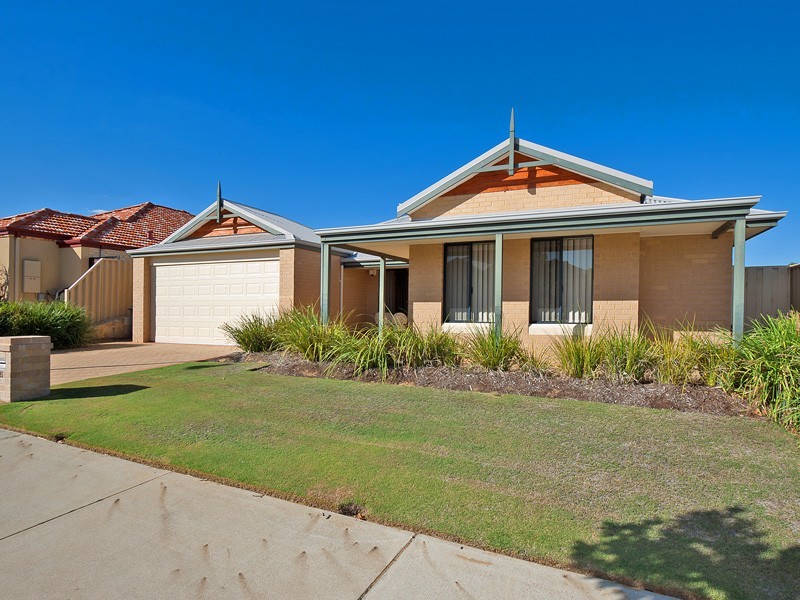 25 Cheshire Entrance, Butler WA 6036