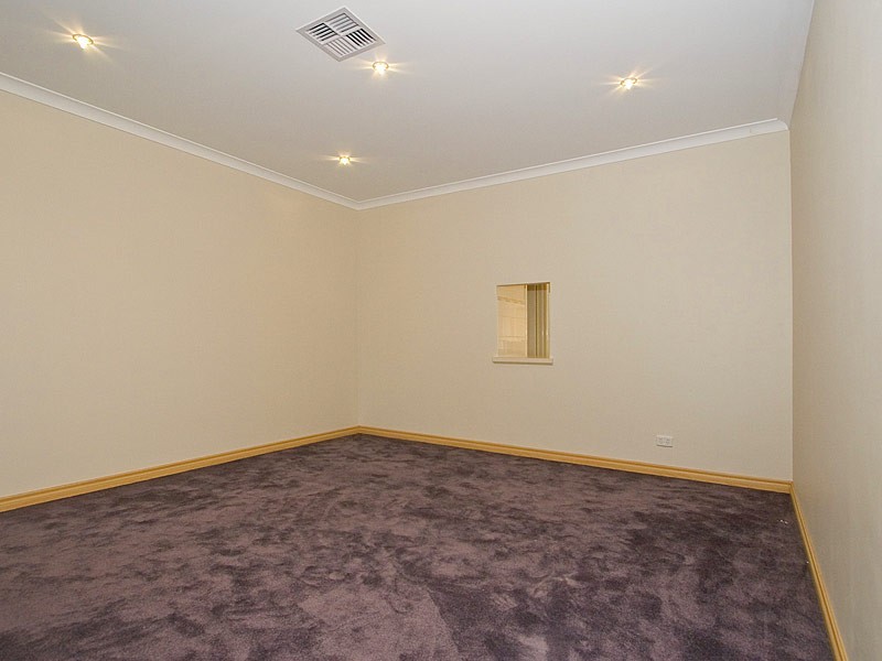 22 Vanderlin Crescent, Ridgewood WA 6030