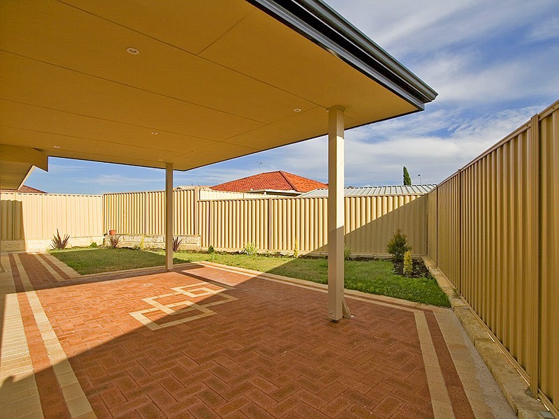 22 Vanderlin Crescent, Ridgewood WA 6030