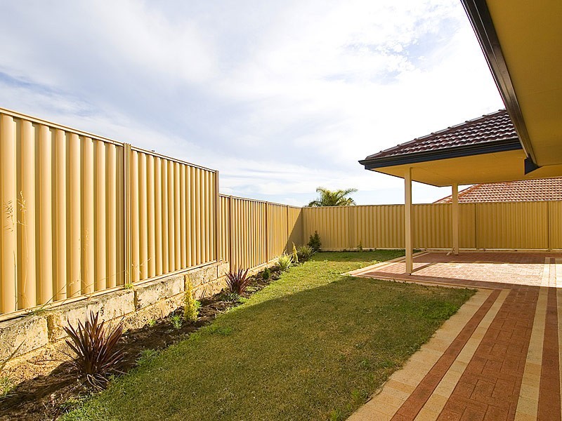 22 Vanderlin Crescent, Ridgewood WA 6030