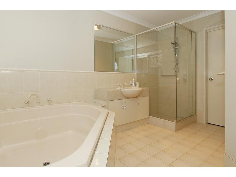 8 Banbury Way, Butler WA 6036