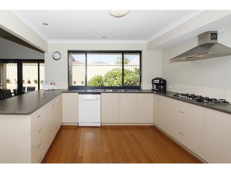 8 Banbury Way, Butler WA 6036