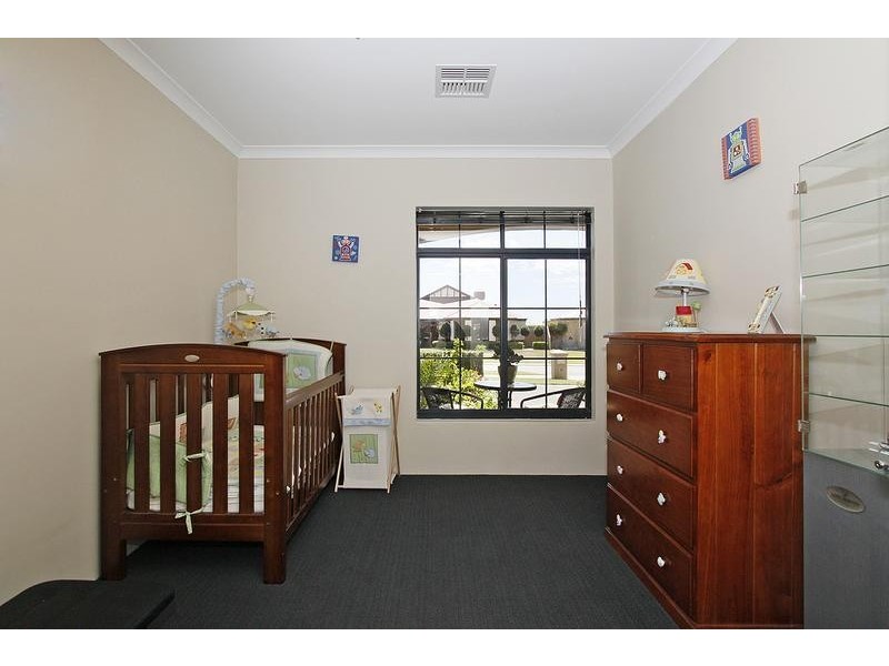 8 Banbury Way, Butler WA 6036