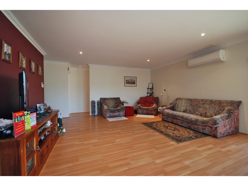 4 Brohard Road, Butler WA 6036