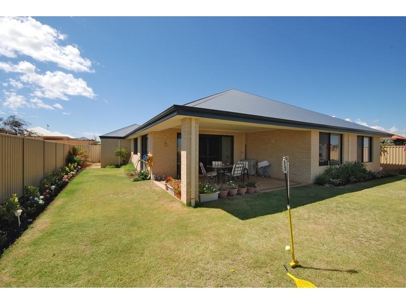 4 Brohard Road, Butler WA 6036