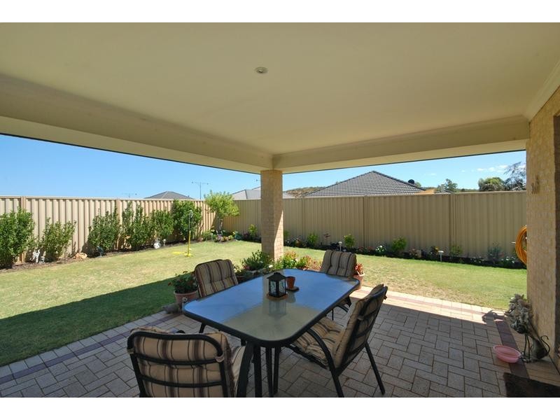 4 Brohard Road, Butler WA 6036