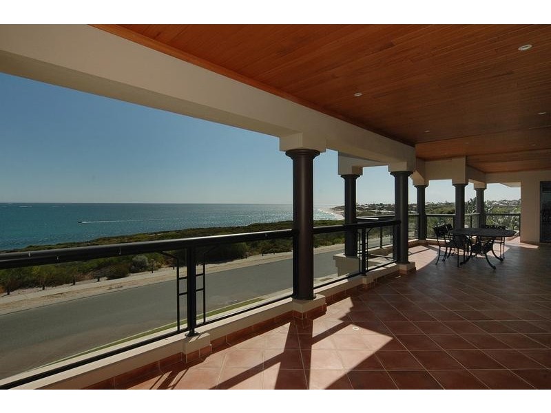 34 Kinsale Drive, Mindarie WA 6030