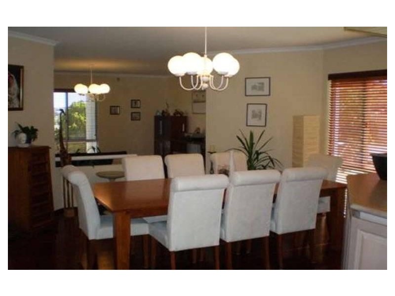 10 Forestville Court, Kallaroo WA 6025