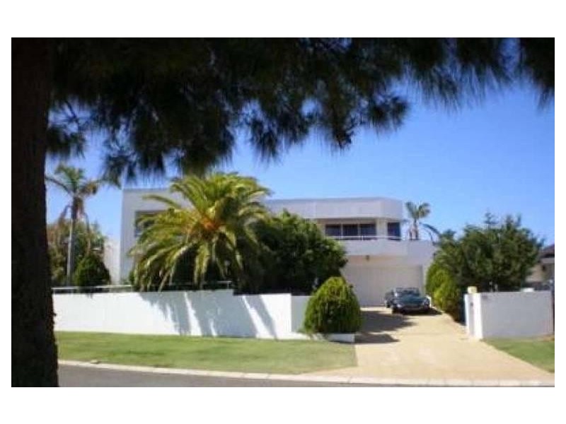 10 Forestville Court, Kallaroo WA 6025