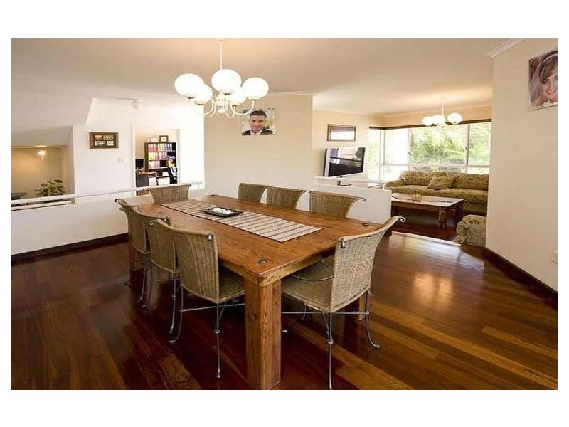 10 Forestville Court, Kallaroo WA 6025