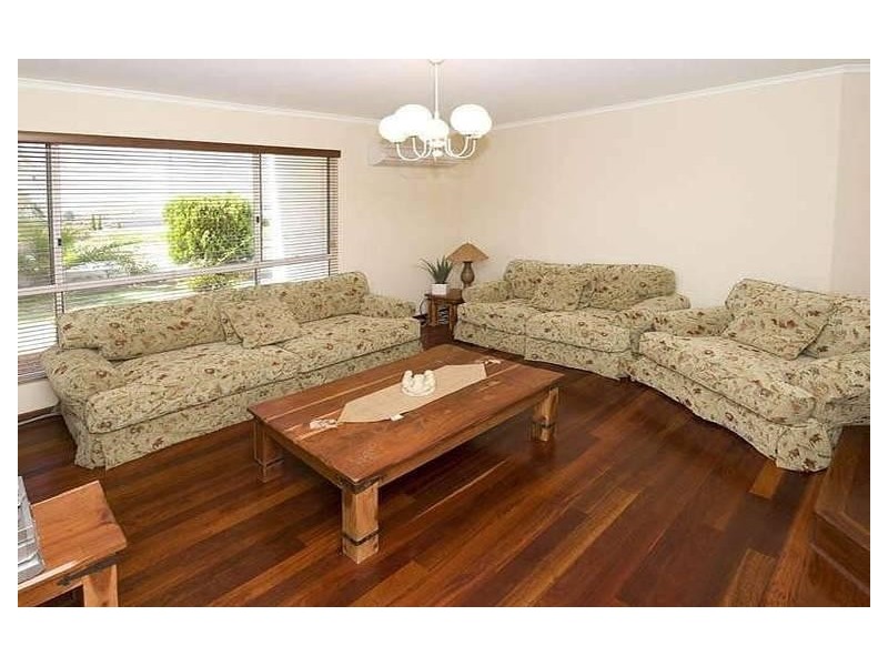 10 Forestville Court, Kallaroo WA 6025