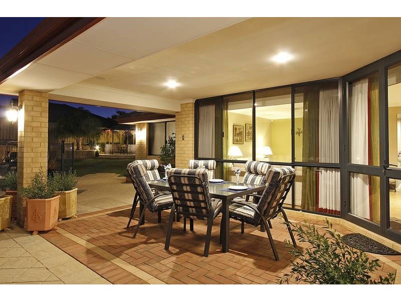 54 Kingsbridge Boulevard, Butler WA 6036