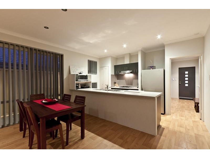 30 Finglas Meander, Butler WA 6036