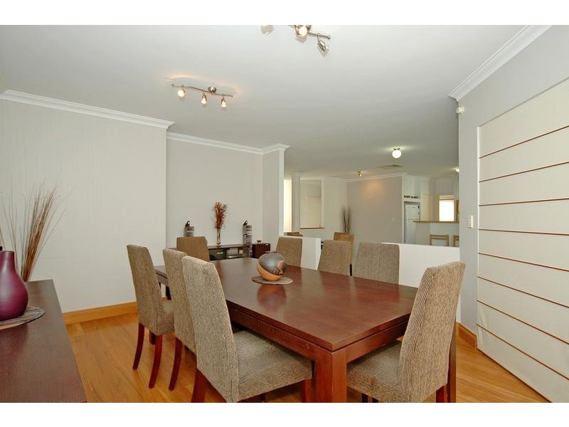 38 Kinsale Drive, Mindarie WA 6030