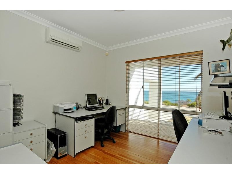 38 Kinsale Drive, Mindarie WA 6030