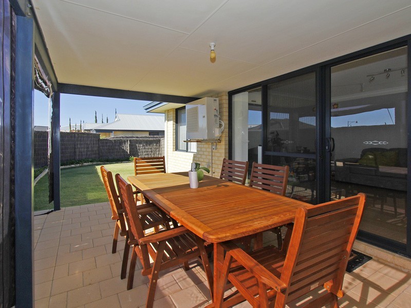 110 Camborne Parkway, Butler WA 6036