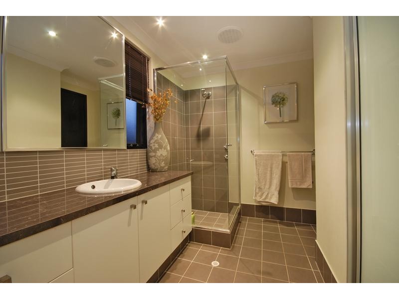 7 Brigantine Drive, Jindalee WA 6036