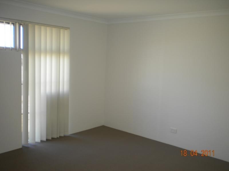 8 Verwood Green, Butler WA 6036