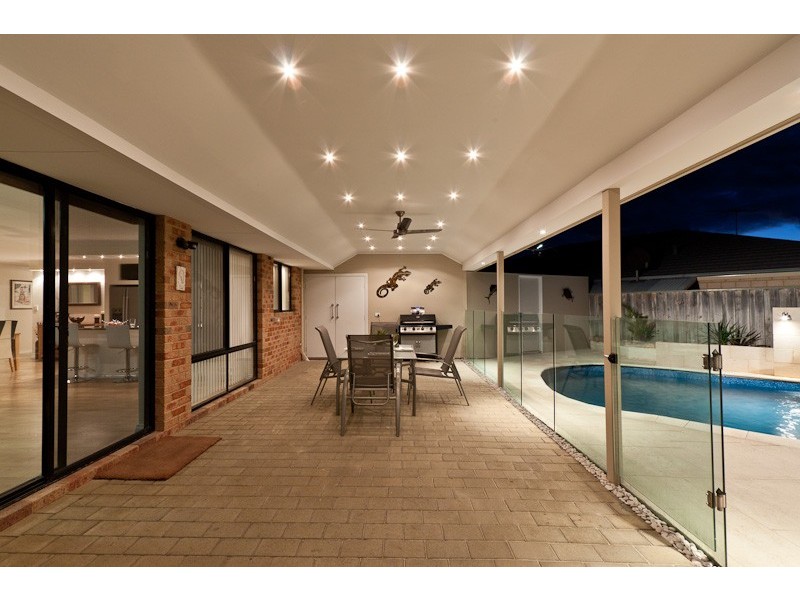 4 Presto Close, Quinns Rocks WA 6030