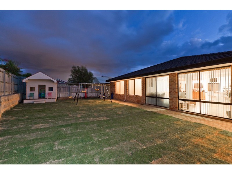 4 Presto Close, Quinns Rocks WA 6030