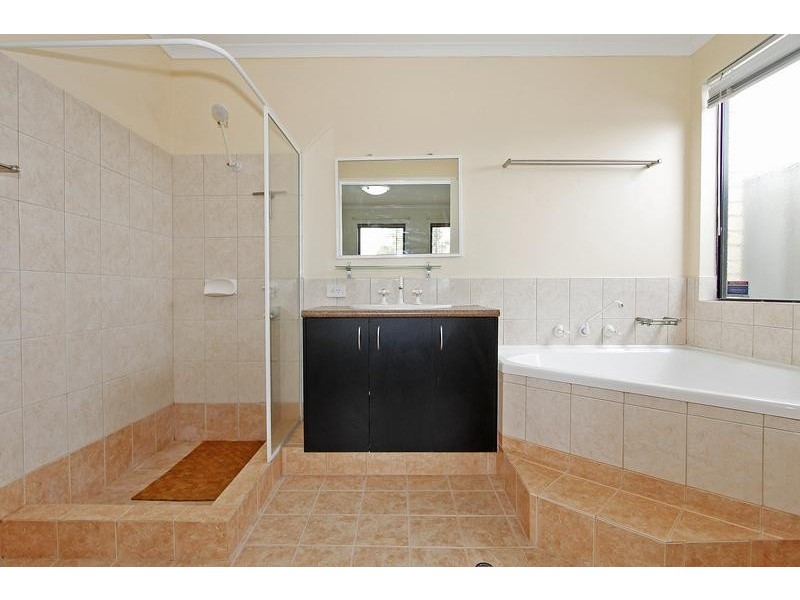 15 Haslingfield Way, Butler WA 6036