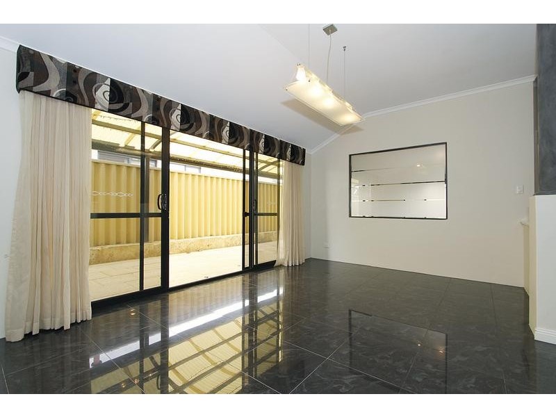15 Haslingfield Way, Butler WA 6036