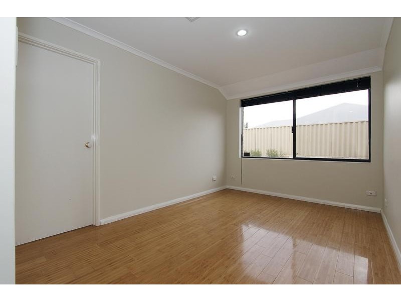 15 Haslingfield Way, Butler WA 6036