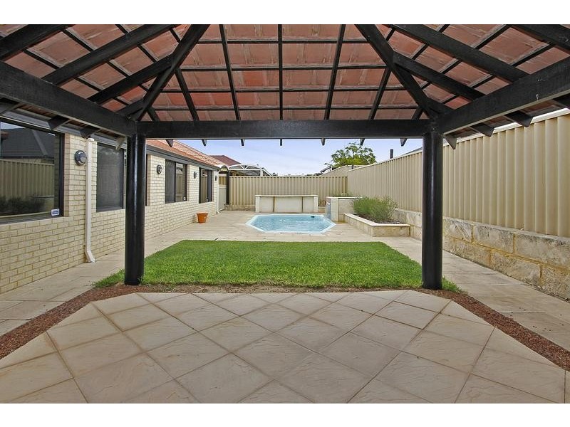 15 Haslingfield Way, Butler WA 6036