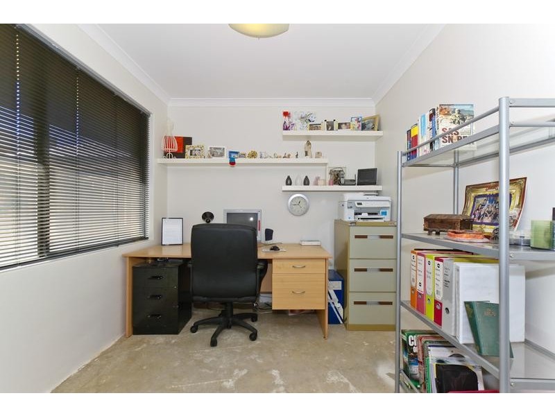 14 Eastwall Parkway, Butler WA 6036