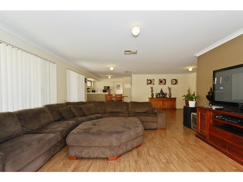 6 St Kilda Turn, Clarkson WA 6030