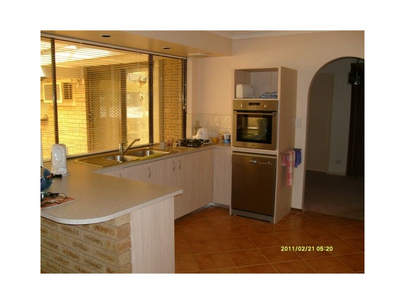 16 Leeway Drive, Ocean Reef WA 6027