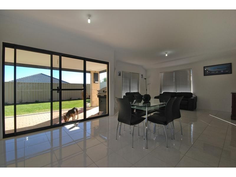 4 Clontarf Way, Butler WA 6036